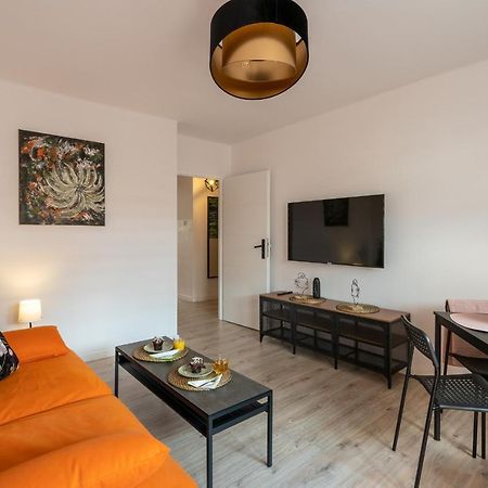 Staymoovers - Ladne Mieszkanie W Poblizu Energylandii - Parking Затор Экстерьер фото