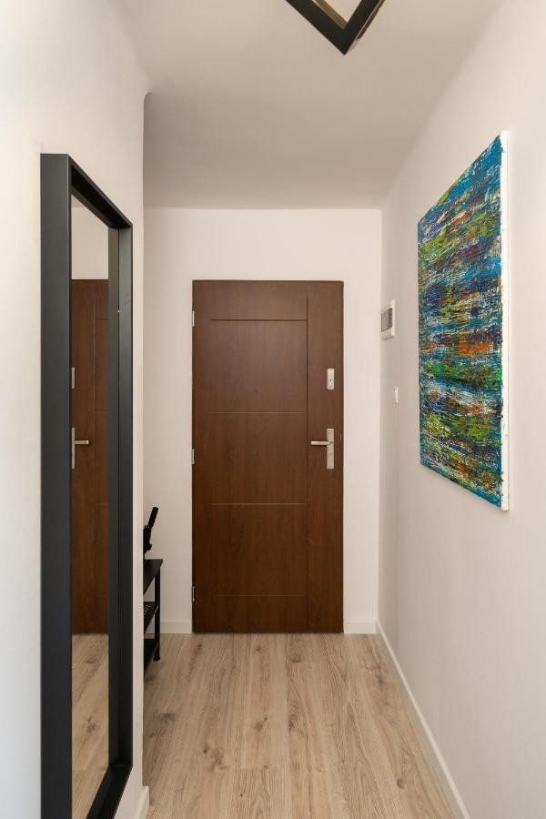 Staymoovers - Ladne Mieszkanie W Poblizu Energylandii - Parking Затор Экстерьер фото
