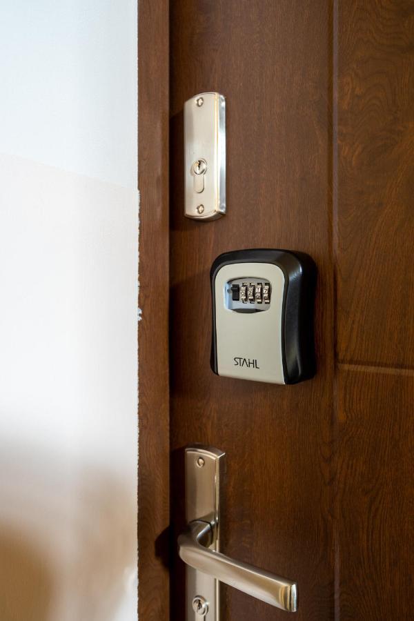 Staymoovers - Ladne Mieszkanie W Poblizu Energylandii - Parking Затор Экстерьер фото